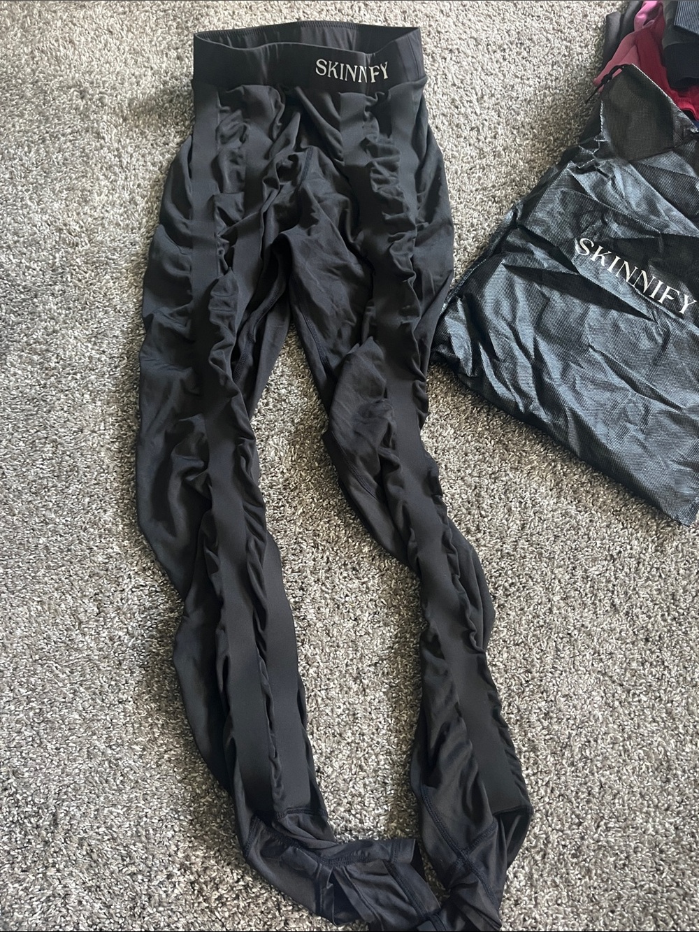 SKINNIFY Black Banded Leggings